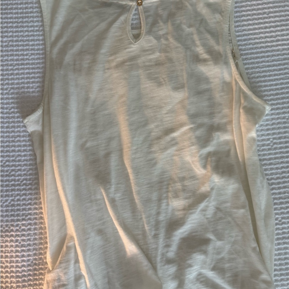 DEMOCRACY WOMEN’S WHITE SLEEVELESS  EMBROIDERED TOP - Picture 7 of 9